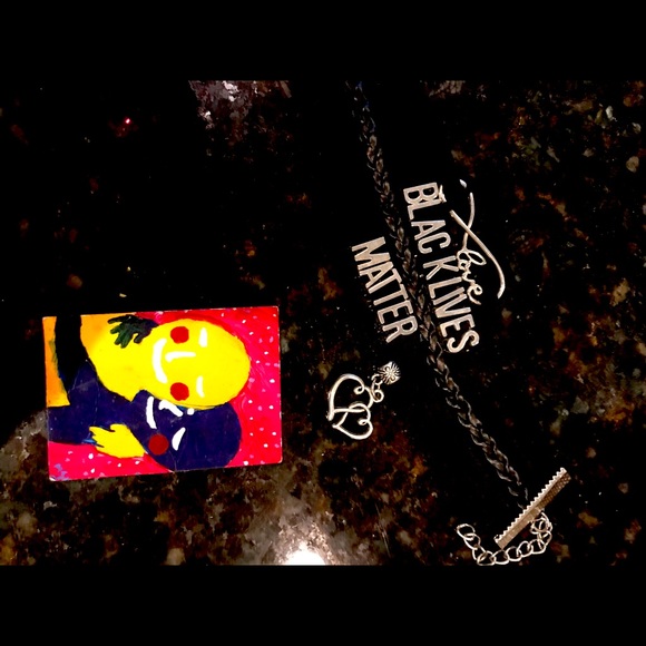 BUY 1 GET 1 on clothes !🌈 - Picture 3 of 3